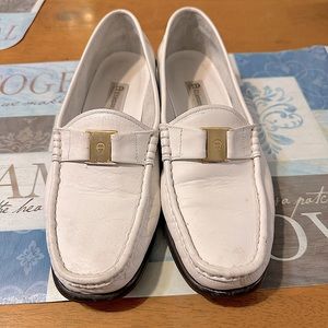 Etienne Aigner White Leather Loafers with Gold Hardware